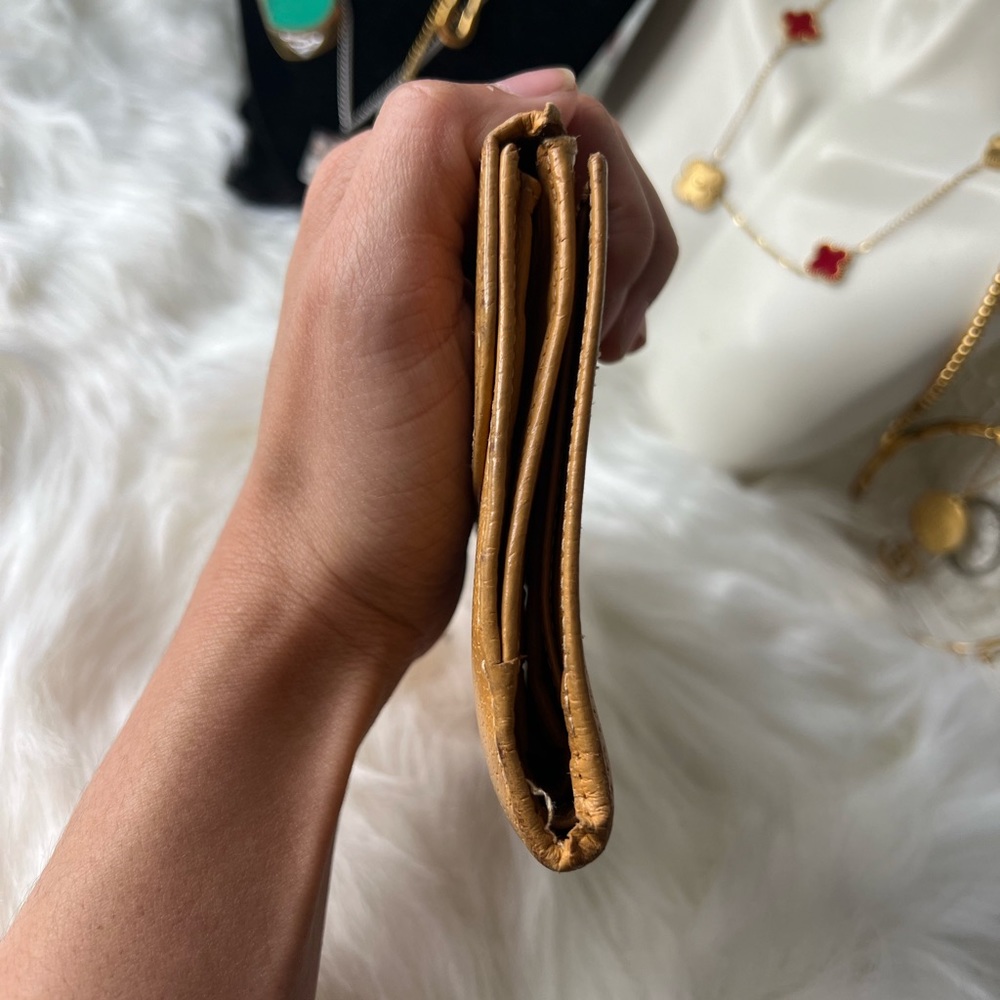 Gucci Yellow Wallet - Picture 9 of 11